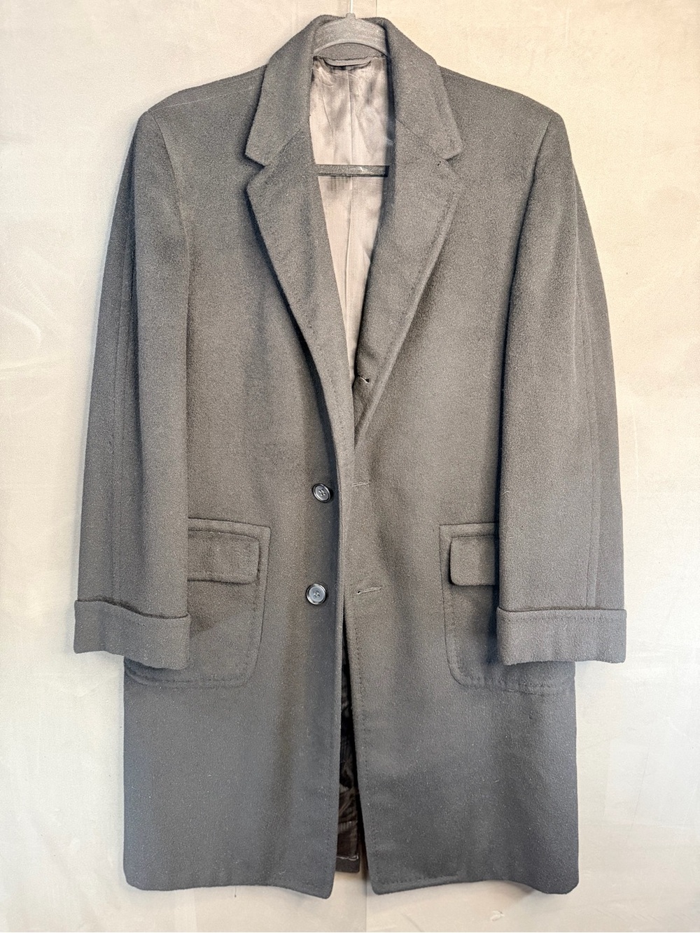 Men’s VTG Stix, Baer & Fuller 100% Cashmere Overcoat in Classic Black